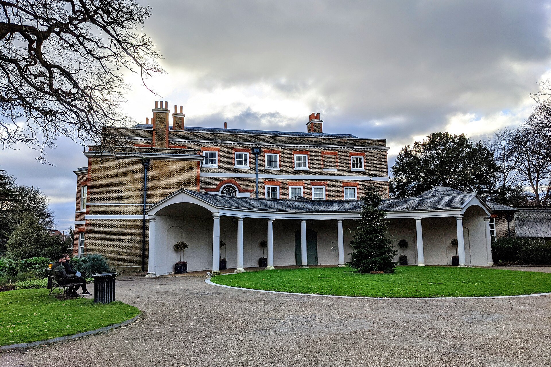 Valentines Mansion, a recognisable landmark for removals in Redbridge