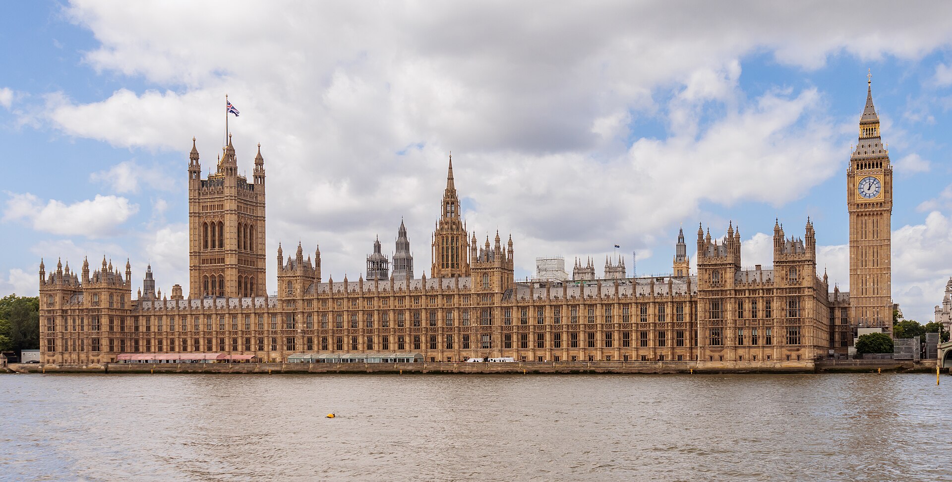 Palace of Westminster representing central London removals